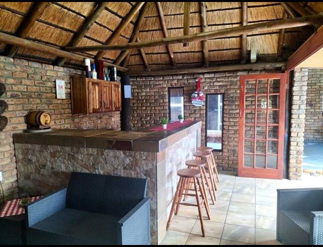 4 BEDROOM HOUSE FOR SALE IN SECUNDA CENTRAL